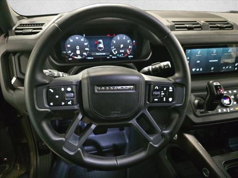 Certified 2024 Land Rover Defender 110 X-Dynamic SE image 18