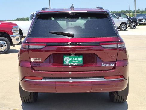 New 2026 Jeep Grand Cherokee Limited AWD/4WD image 5
