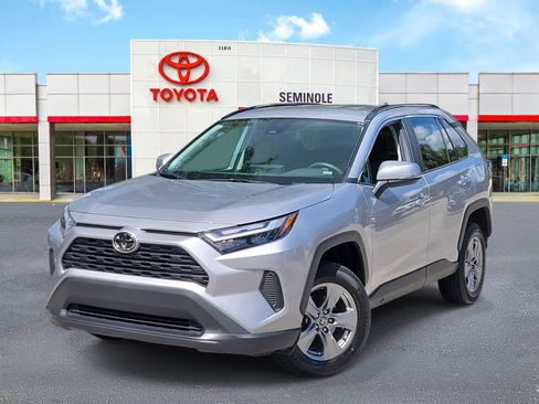 Used 2024 Toyota RAV4 XLE FWD image 1