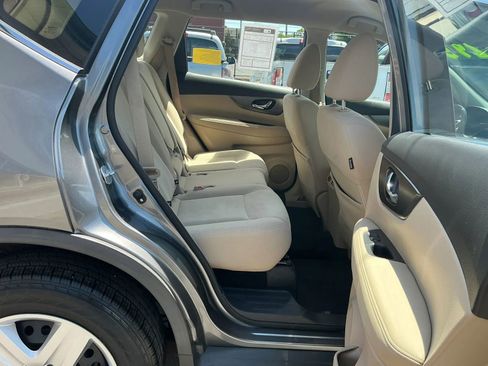 Used 2016 Nissan Rogue S AWD/4WD image 15