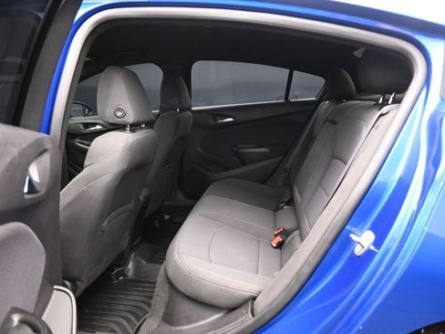 Used 2016 Chevrolet Cruze LT w/ Convenience Package FWD image 23
