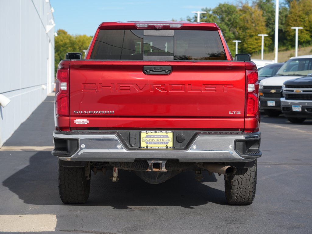 Certified 2024 Chevrolet Silverado 3500 LTZ w/ LTZ Premium Package AWD/4WD image 4