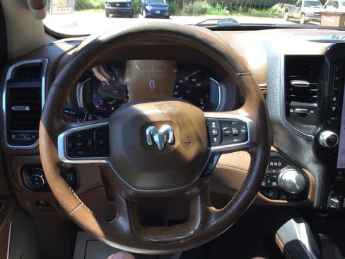 Used 2023 RAM 1500 Limited AWD/4WD image 24
