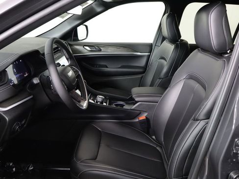 New 2026 Jeep Grand Cherokee Limited image 15