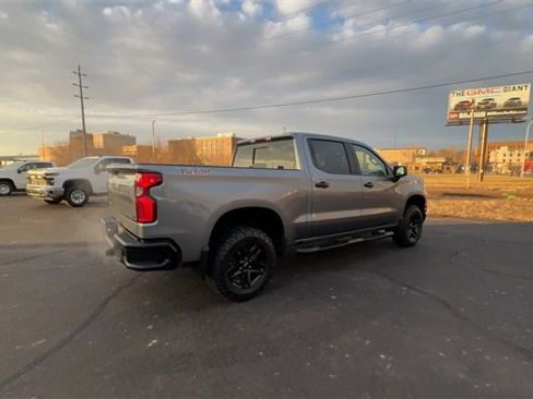 Used 2020 Chevrolet Silverado 1500 LT Trail Boss image 8
