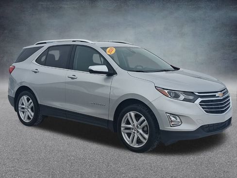 Used 2020 Chevrolet Equinox Premier image 3