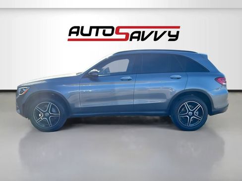 Used 2021 Mercedes-Benz GLC 300 4MATIC image 4