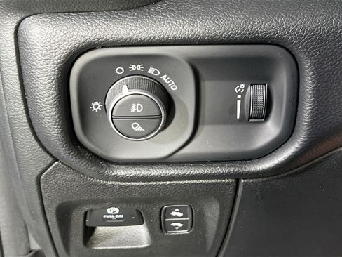 Used 2022 RAM 1500 Big Horn image 10