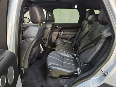 Used 2016 Land Rover Range Rover Sport HSE image 16