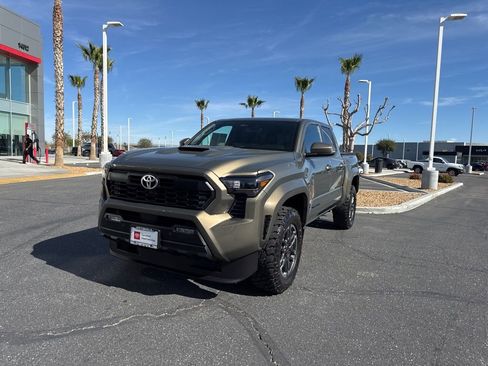 Certified 2024 Toyota Tacoma TRD Sport w/ TRD Sport Upgrade Package image 2
