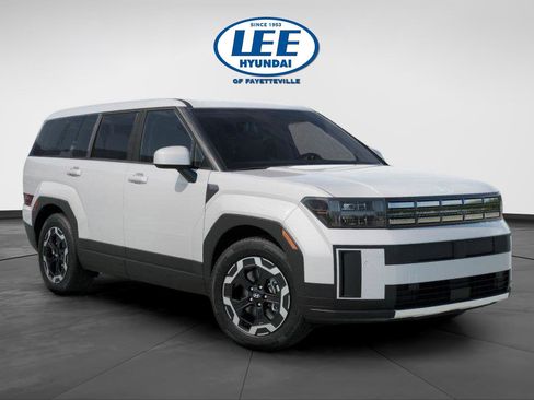 New 2026 Hyundai Santa Fe SE image 1