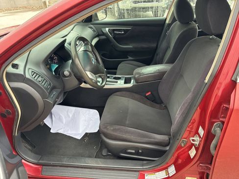 Used 2013 Nissan Altima 2.5 S FWD image 12