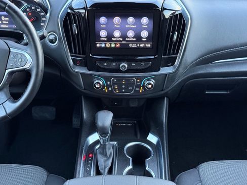 Used 2023 Chevrolet Traverse LT w/ Midnight/Sport Edition AWD/4WD image 19