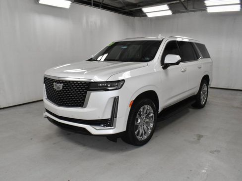 Used 2021 Cadillac Escalade Premium Luxury w/ LPO, Radiant Package image 2