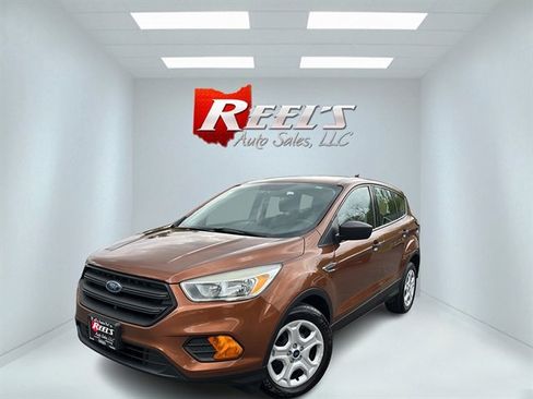 Used 2017 Ford Escape S FWD image 1