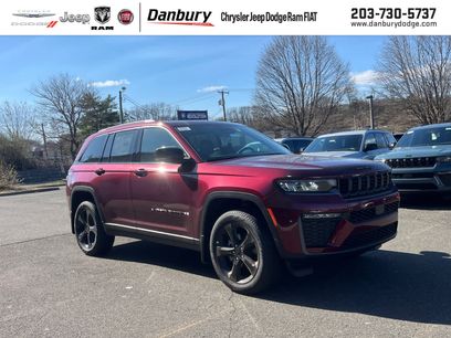 New 2026 Jeep Grand Cherokee Limited w/ Limited Altitude Package