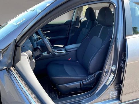 Used 2023 Nissan Sentra SV w/ All-Weather Package FWD image 23