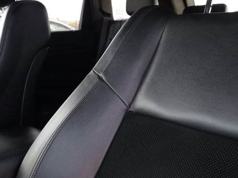 Used 2017 Jeep Grand Cherokee Altitude image 22