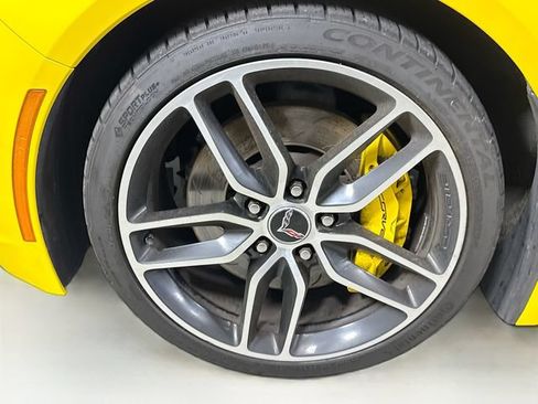 Used 2015 Chevrolet Corvette Stingray Convertible w/ 3LT Preferred Equipment Group RWD image 29