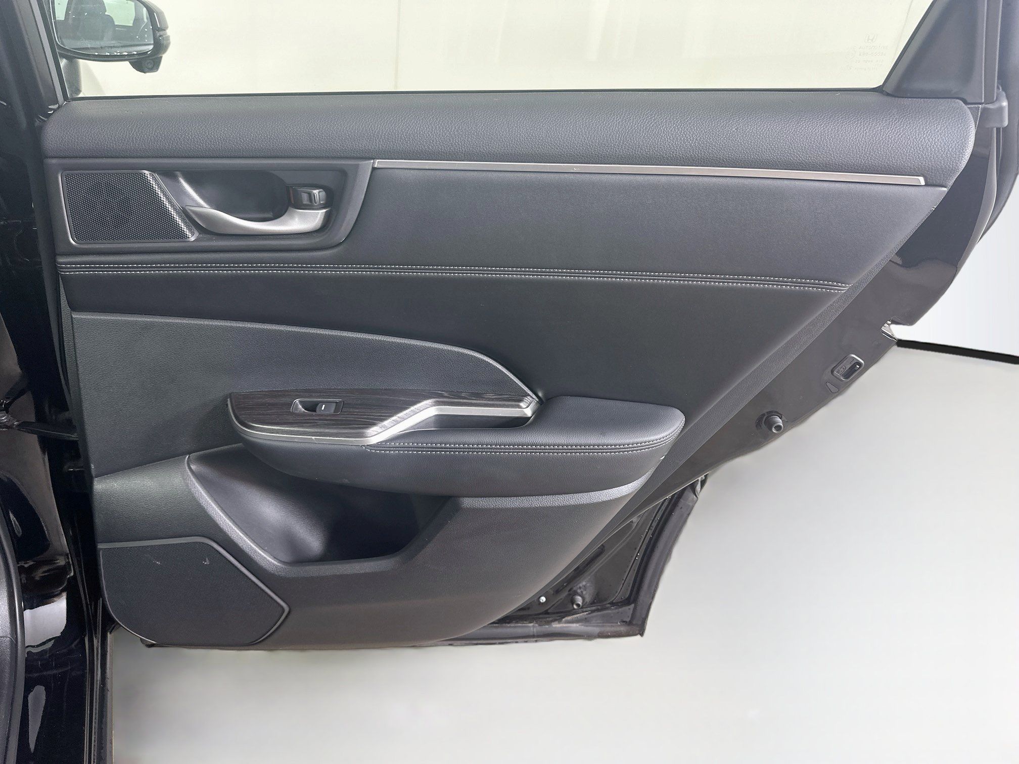 Used 2018 Honda Clarity Plug-In Hybrid image 28
