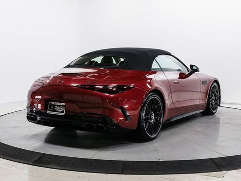 Used 2022 Mercedes-Benz SL 63 AMG 4MATIC w/ AMG Aerodynamic Package image 34