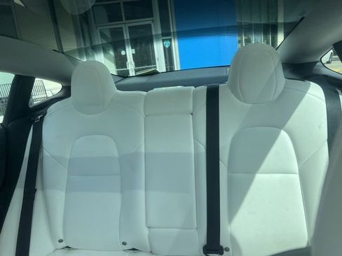 Used 2021 Tesla Model 3 Performance image 14