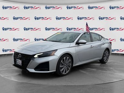 Used 2023 Nissan Altima 2.5 SL