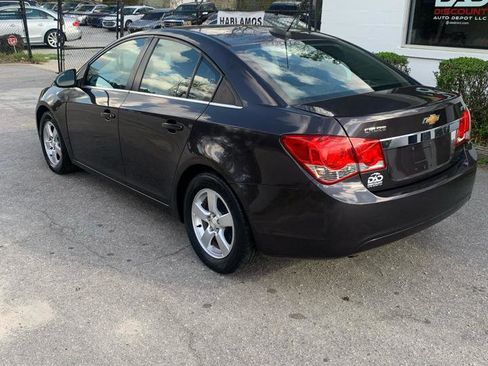 Used 2016 Chevrolet Cruze LT image 6