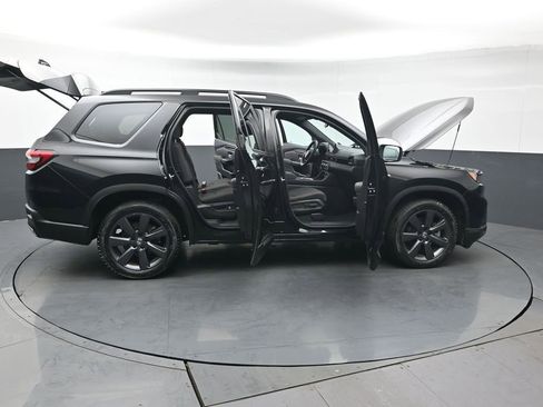 Certified 2025 Honda Pilot Sport image 52