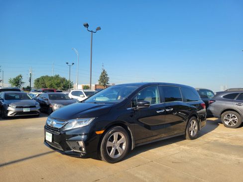 Used 2020 Honda Odyssey EX-L image 3