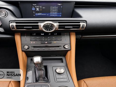 Used 2019 Lexus RC 300 w/ Accessory Package RWD image 11