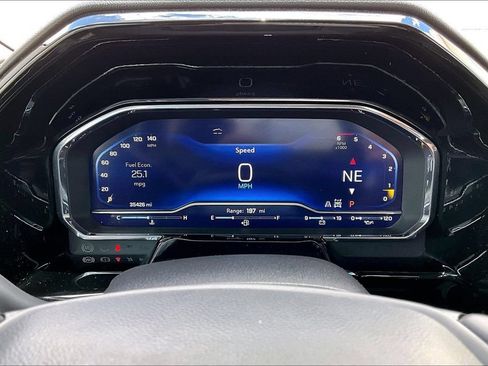 Used 2023 Chevrolet Silverado 1500 LTZ w/ Technology Package AWD/4WD image 21