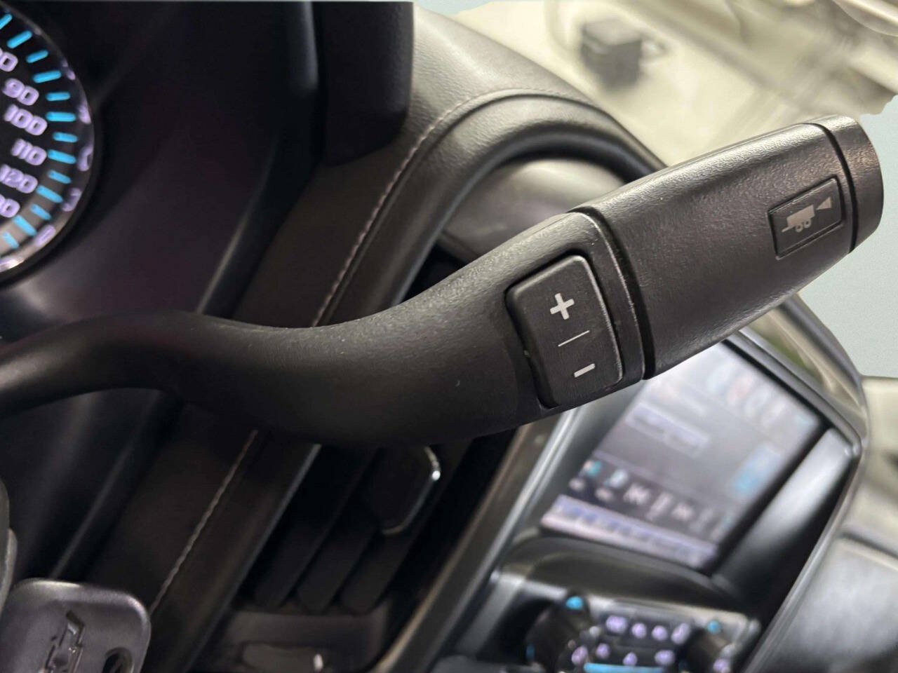 Used 2018 Chevrolet Silverado 1500 LTZ Z71 AWD/4WD image 31