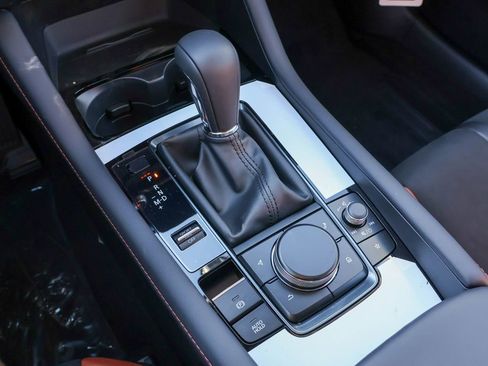 Used 2025 MAZDA MAZDA3 s image 27