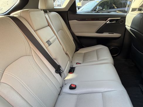 Used 2019 Lexus RX 350 AWD w/ Navigation Package image 41