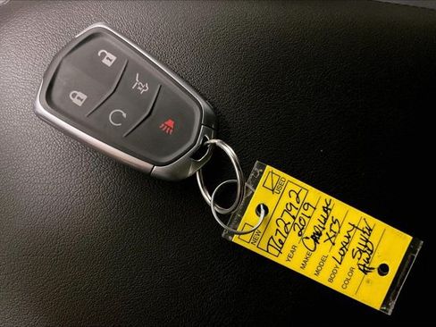 Used 2019 Cadillac XT5 Luxury w/ Sport Package AWD/4WD image 11