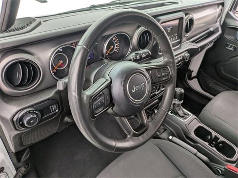 Used 2023 Jeep Wrangler Sport S image 13