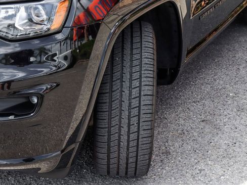 Used 2019 Jeep Grand Cherokee Altitude image 52