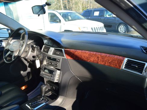 Used 2005 Chrysler Pacifica Touring w/ Comfort Convenience Group image 36