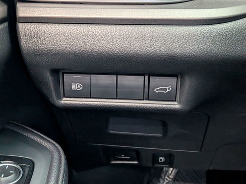 Certified 2025 Toyota Grand Highlander FWD image 18