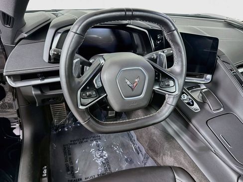 Used 2023 Chevrolet Corvette Stingray Convertible w/ Z51 Performance Package RWD image 11