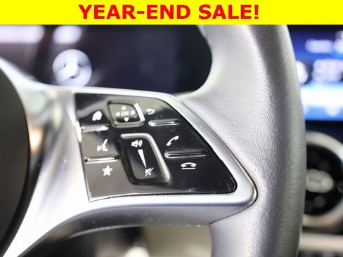 Used 2025 Mercedes-Benz GLA 250 4MATIC image 15