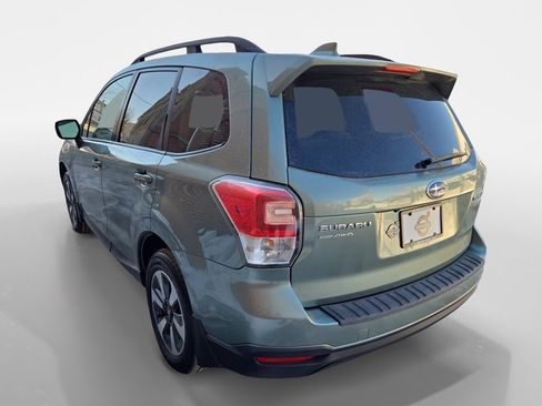 Used 2017 Subaru Forester 2.5i Premium w/ All-Weather Package image 28