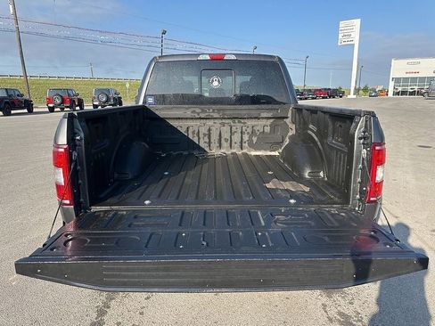 Used 2018 Ford F150 XLT w/ Equipment Group 302A Luxury image 8