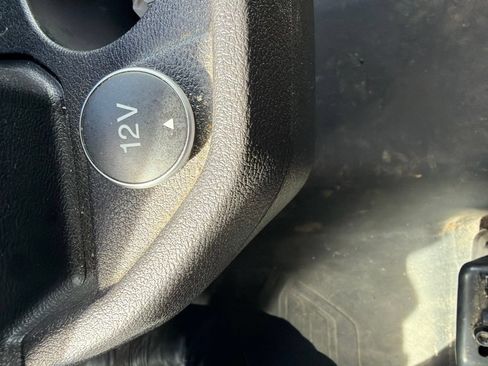 Used 2019 Ford Transit 150 XL RWD image 23