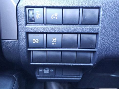 Used 2024 Toyota Tacoma TRD Sport AWD/4WD image 14