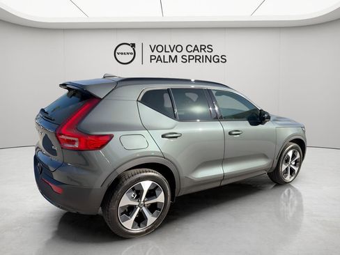 New 2026 Volvo XC40 B4 Core w/ Protection Package image 6
