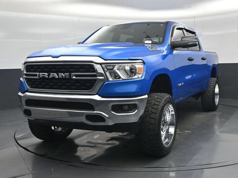 Used 2024 RAM 1500 Big Horn AWD/4WD image 32