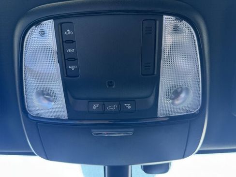 Used 2022 Dodge Durango GT w/ Blacktop Package image 34