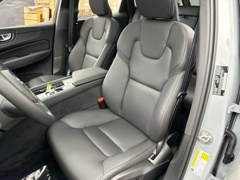 Used 2025 Volvo XC60 T8 Plus w/ Protection Package Premier AWD/4WD image 20